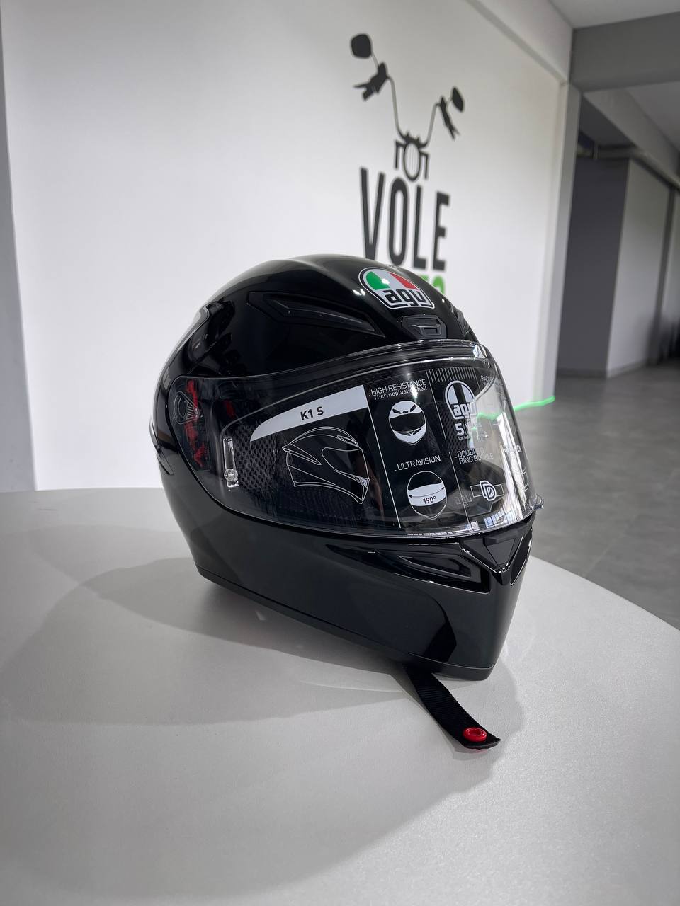 Мотошолом AGV