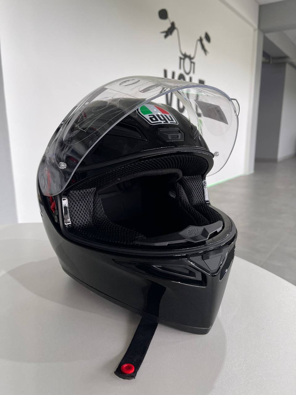 Мотошолом AGV