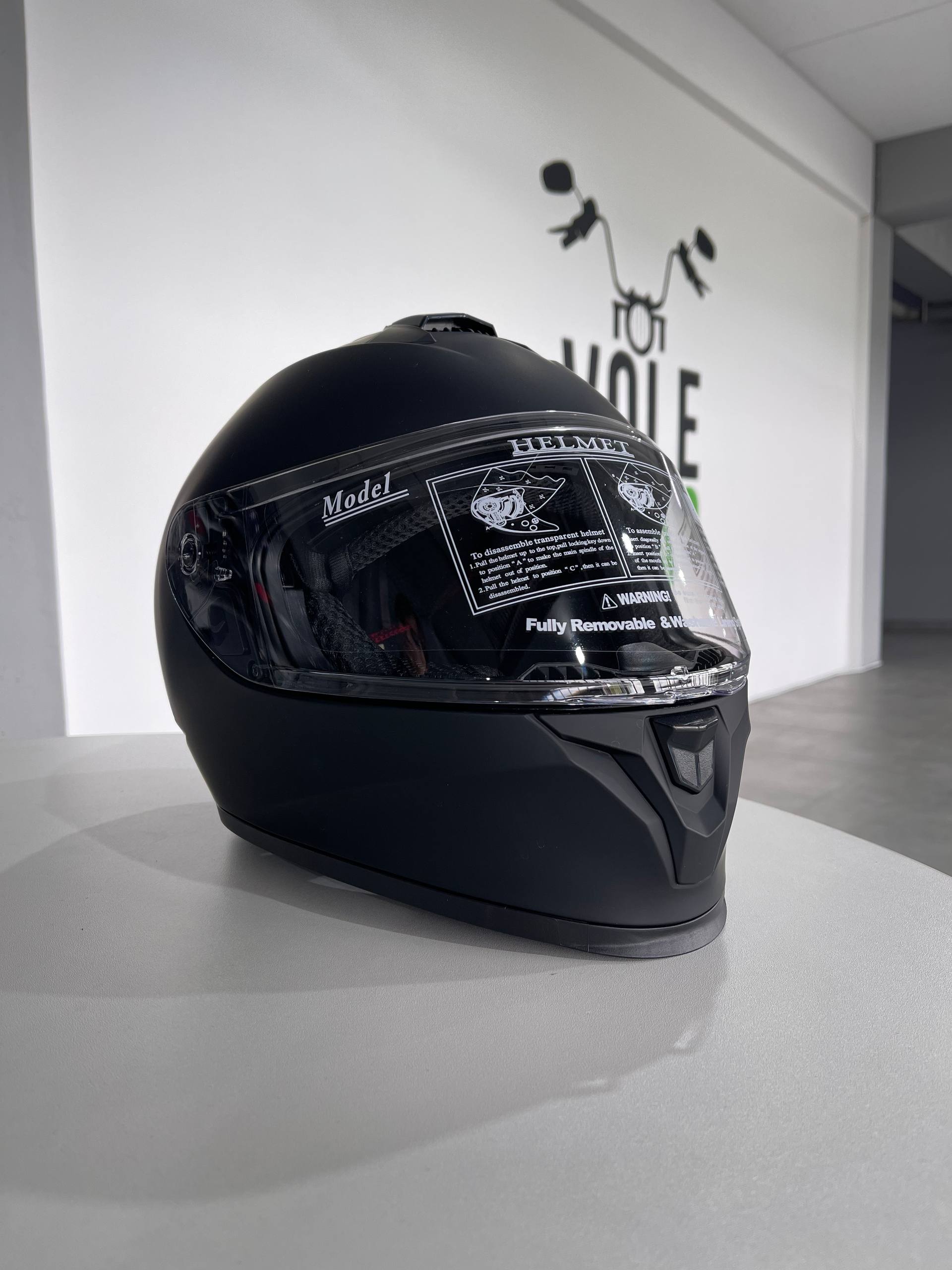 Мотошолом Helmet