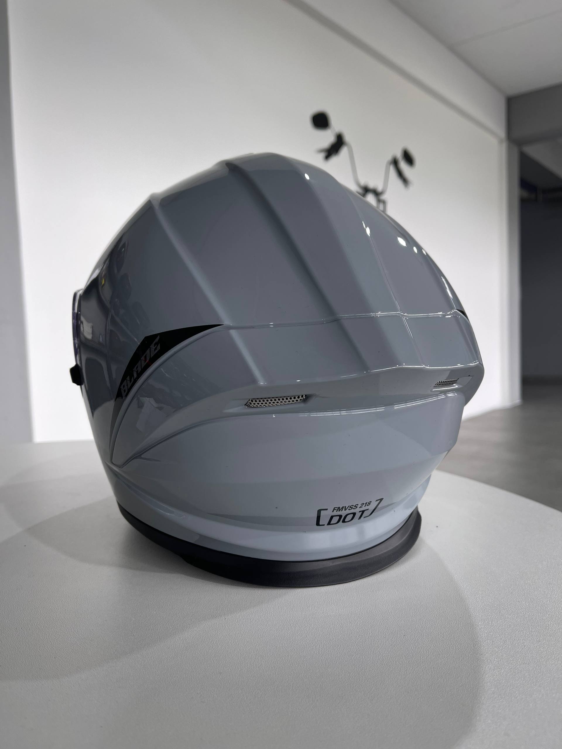 Мотошолом Helmet