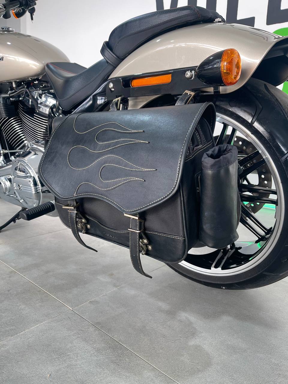 Harley Davidson FXBRS 1870 Breakout