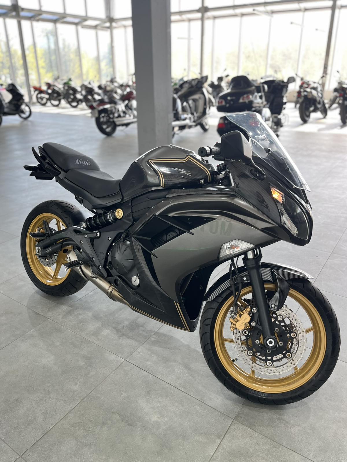 Kawasaki Ninja 400