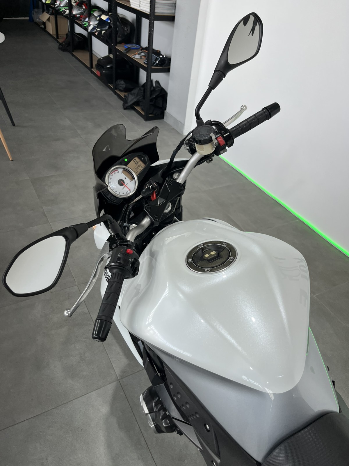 Kawasaki Z1000