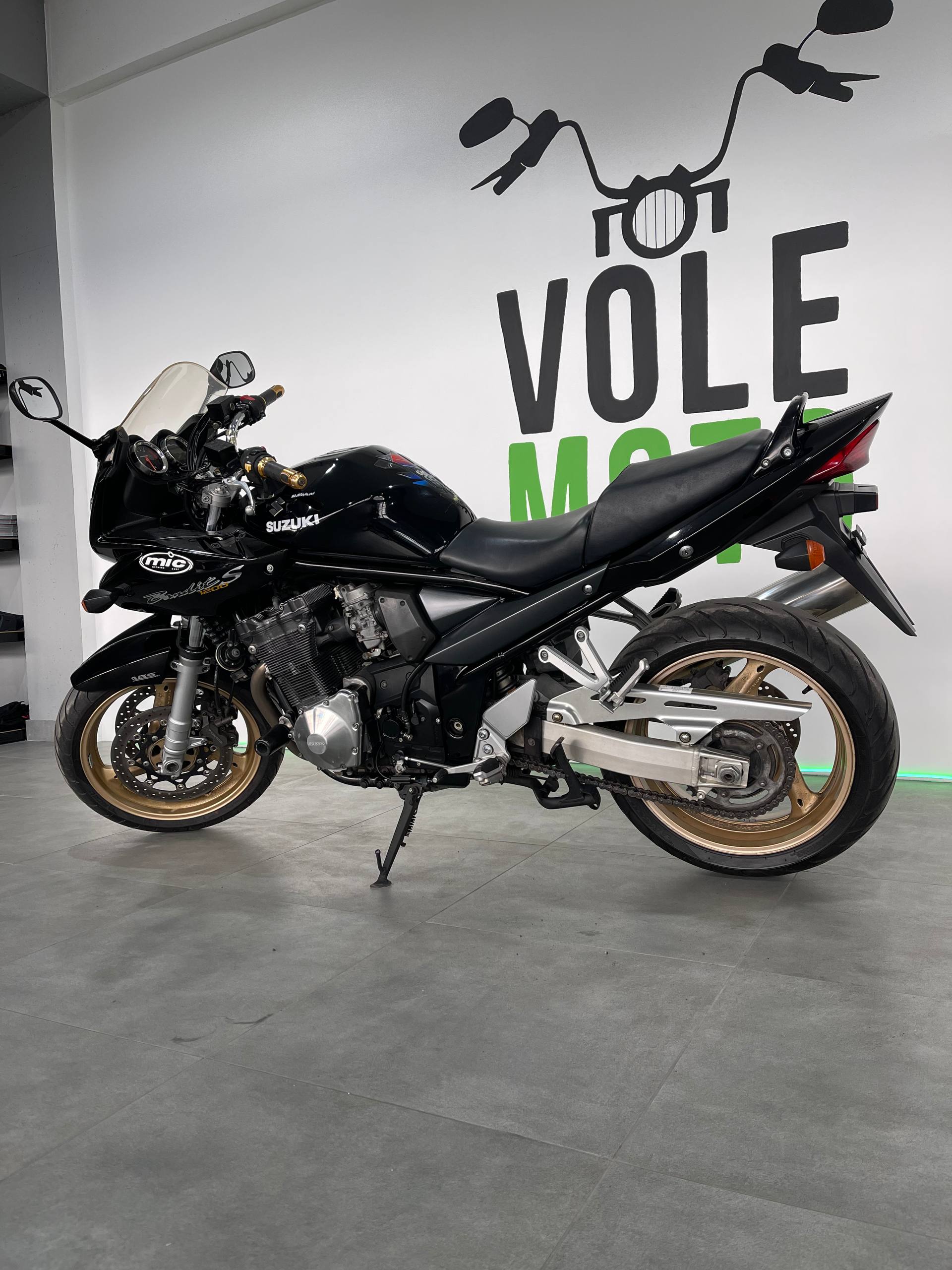 Suzuki Bandit 1200S 