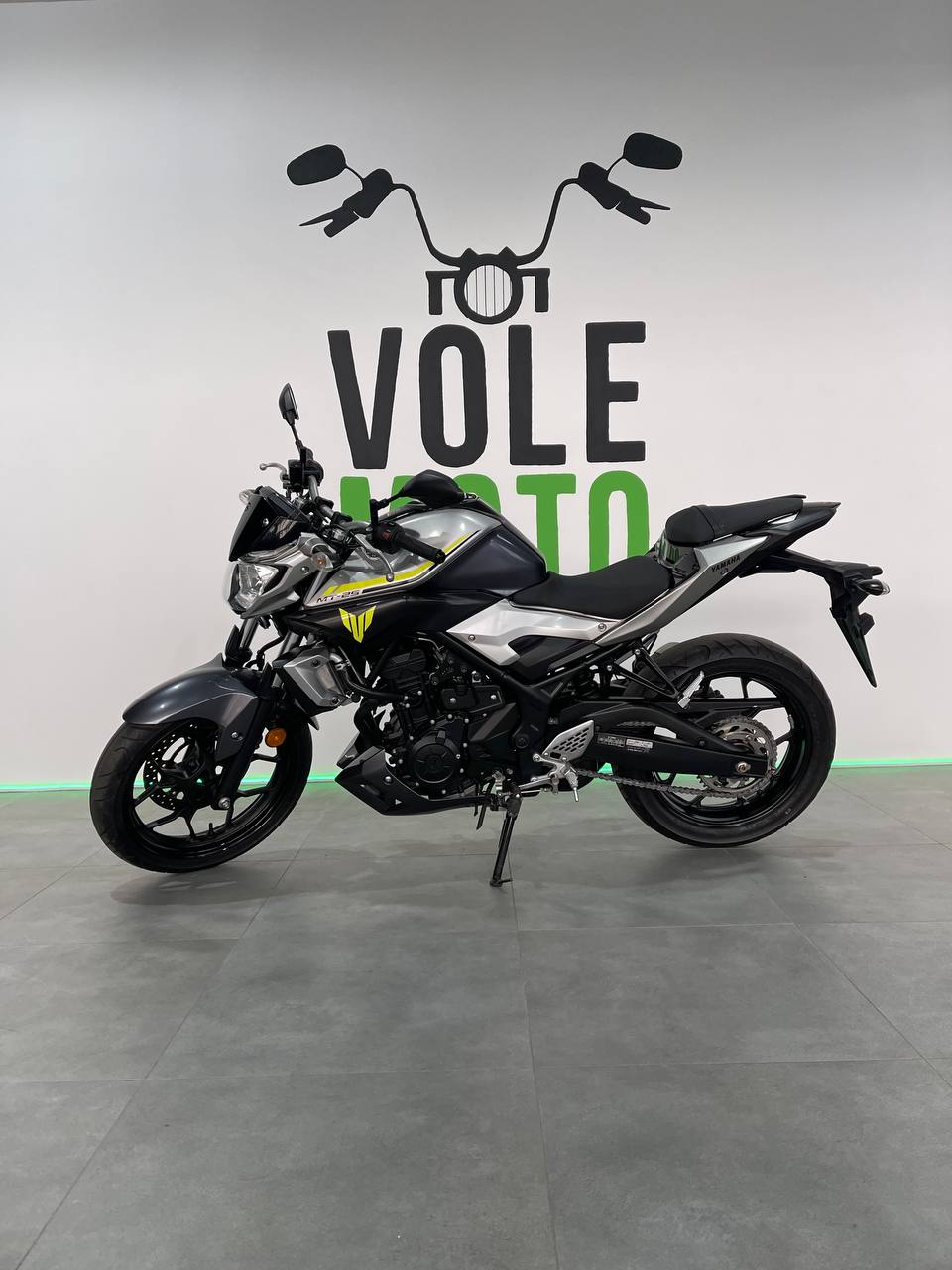 Yamaha MT-25