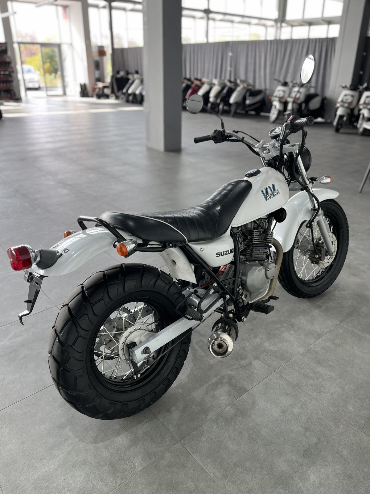 Suzuki VanVan 200