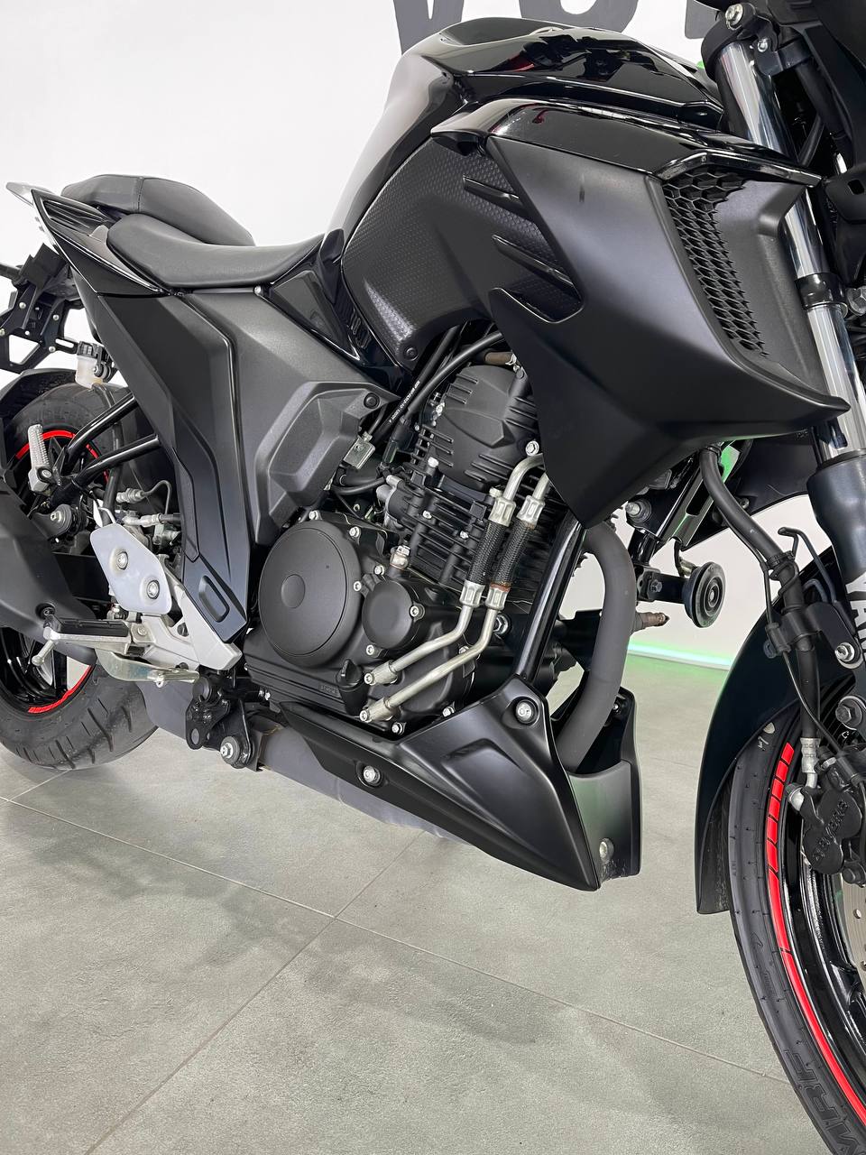 Yamaha FZ-25