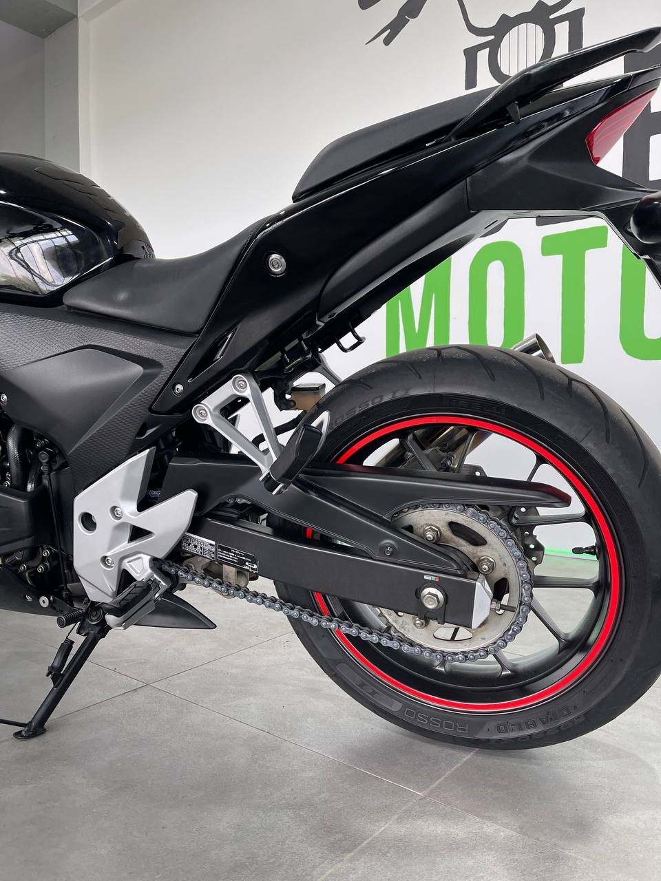 Honda CBR400R