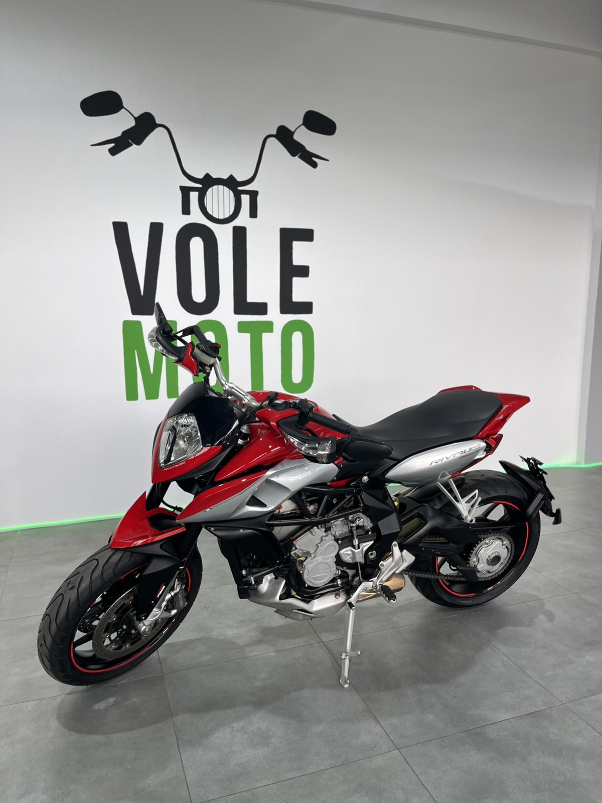 MV Agusta Rivale 800