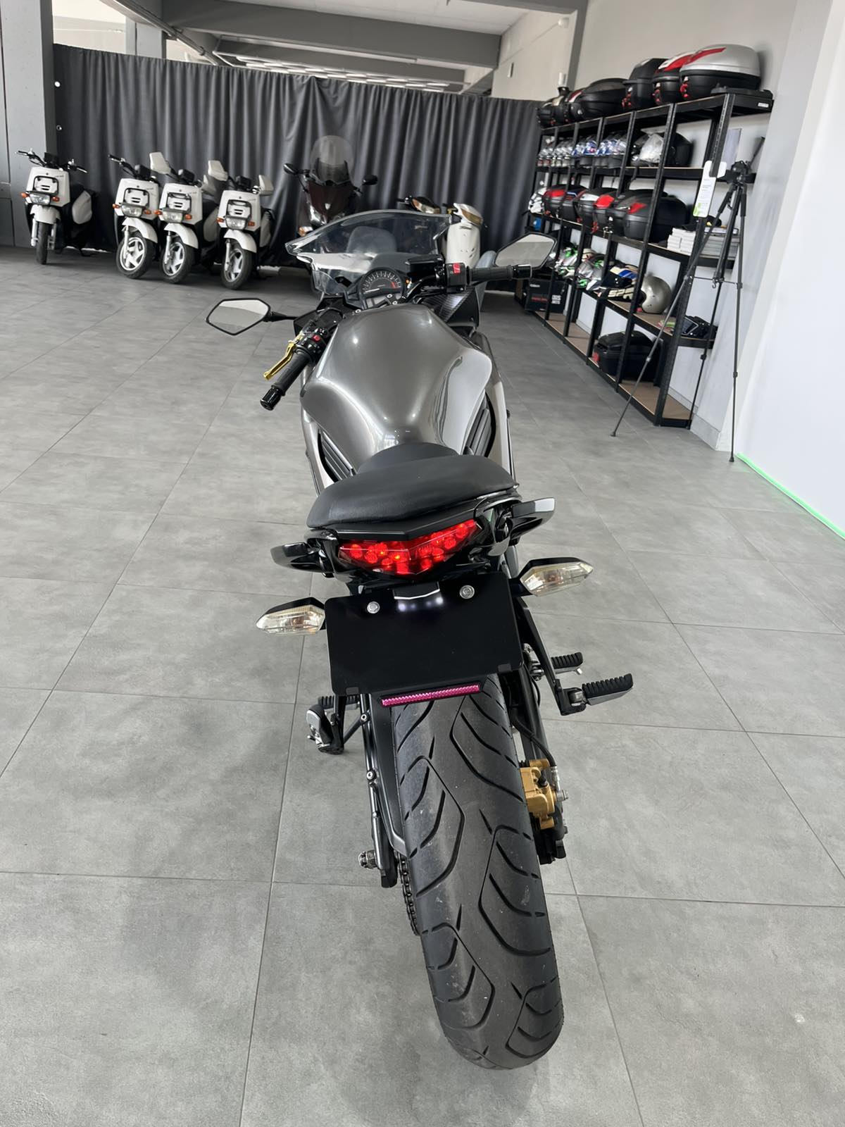 Kawasaki Ninja 400