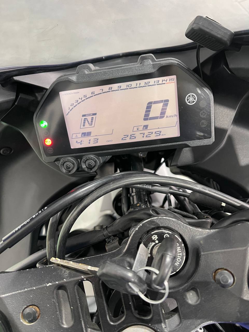 Yamaha YZF-R25 
