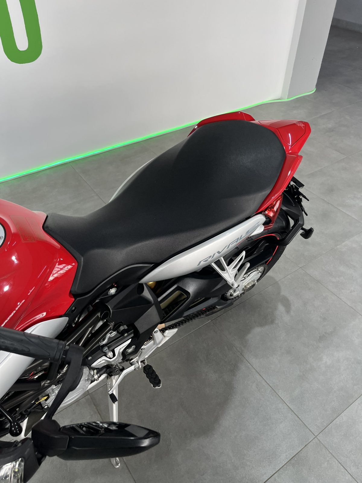 MV Agusta Rivale 800