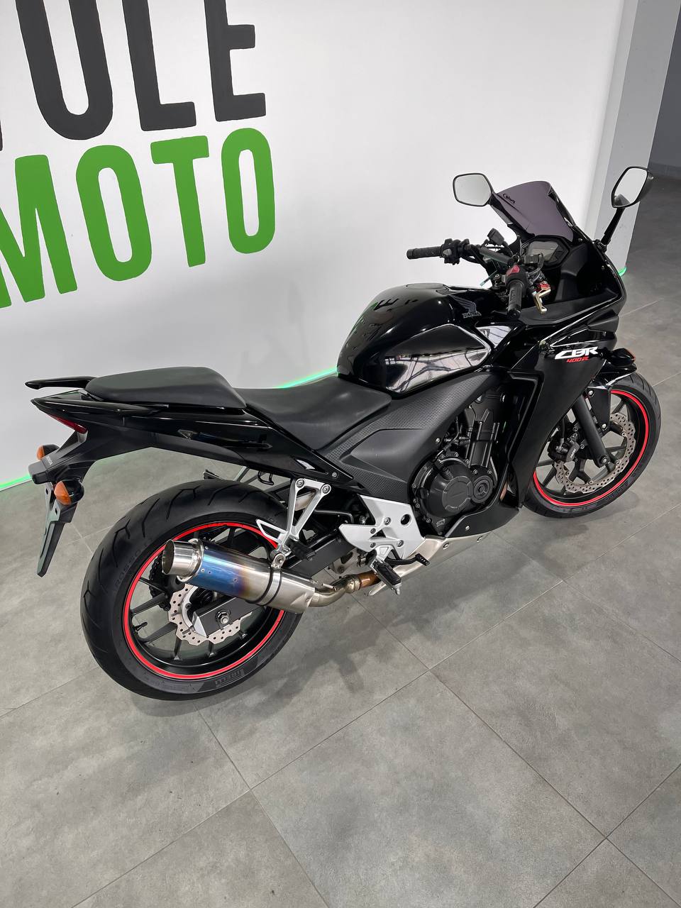 Honda CBR400R