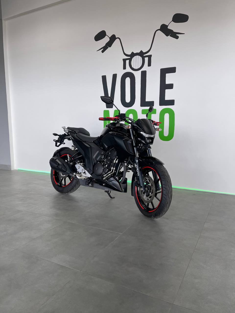 Yamaha FZ-25