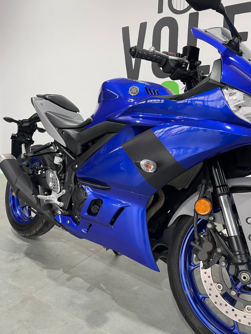 Yamaha YZF-R25 