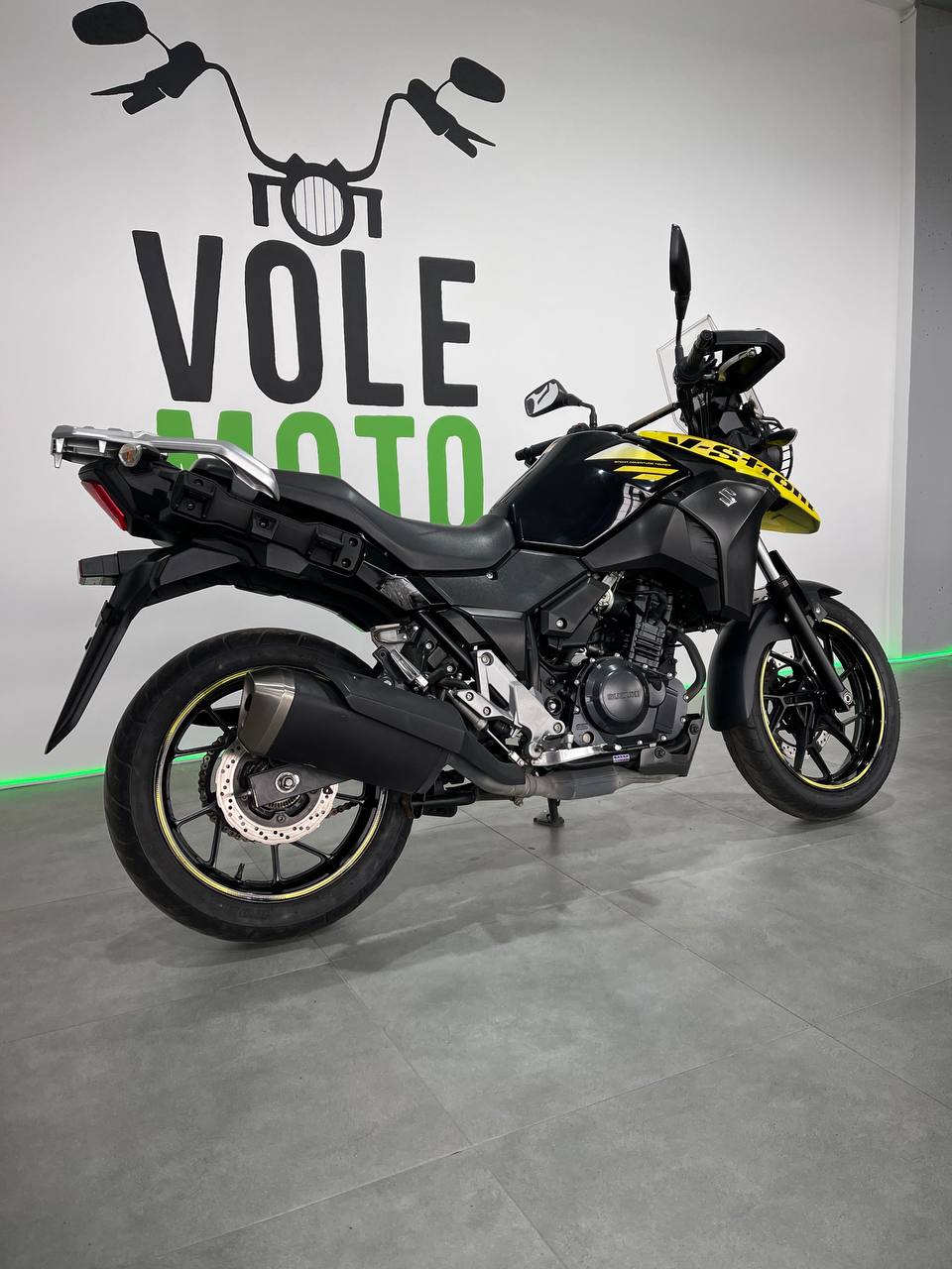 Suzuki V-Strom 250 