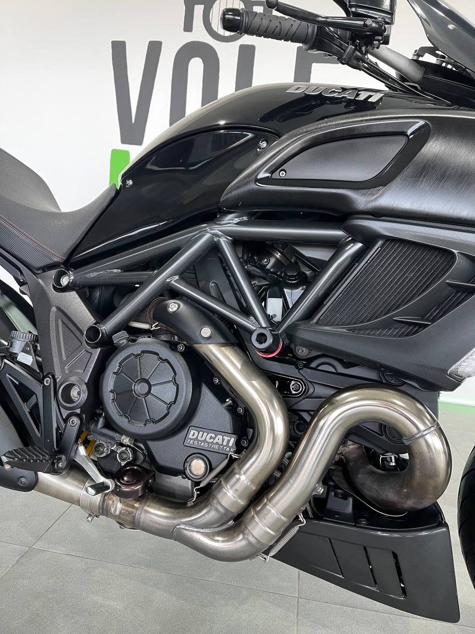 Ducati diavel 1200