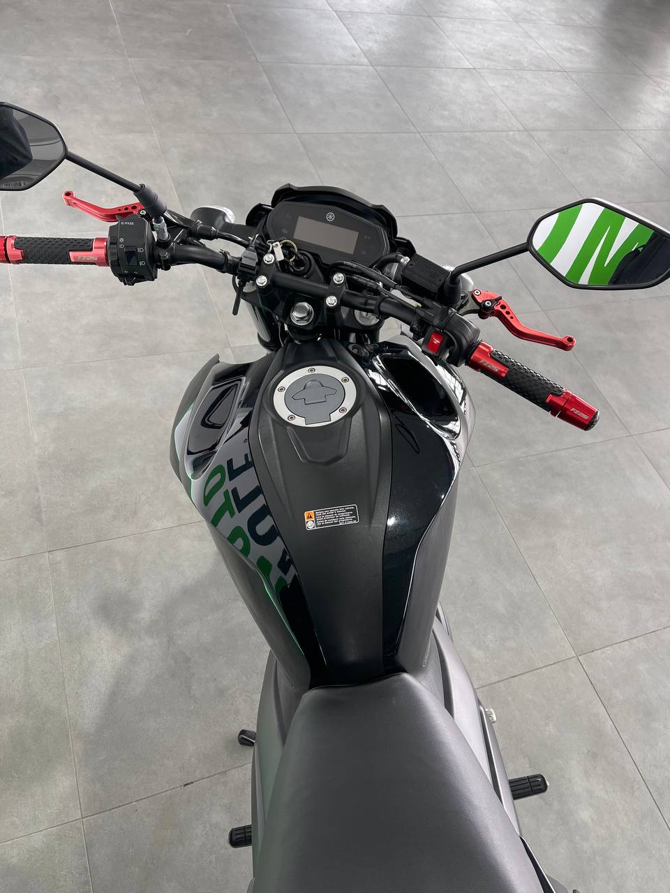 Yamaha FZ-25