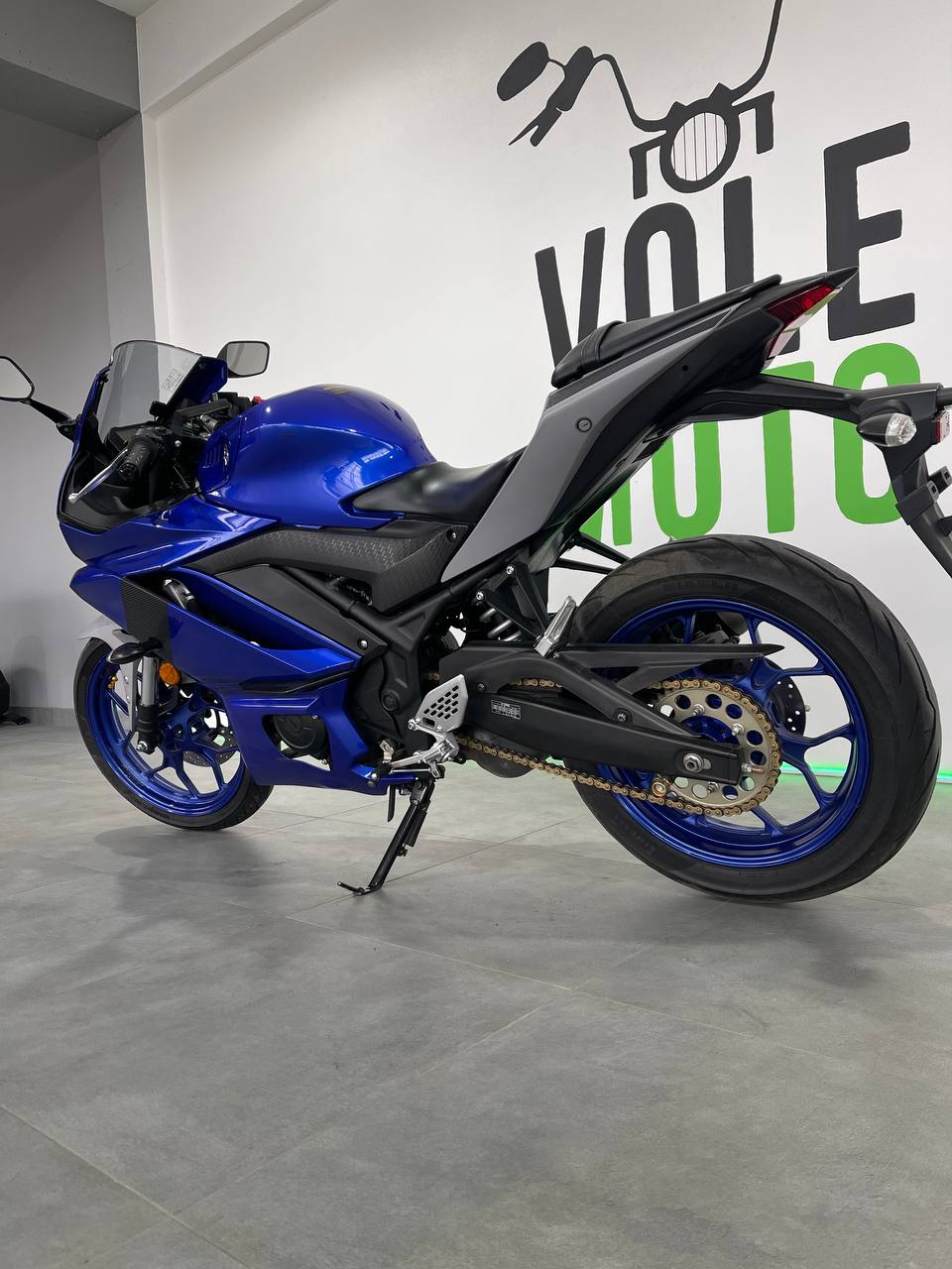Yamaha YZF-R25 