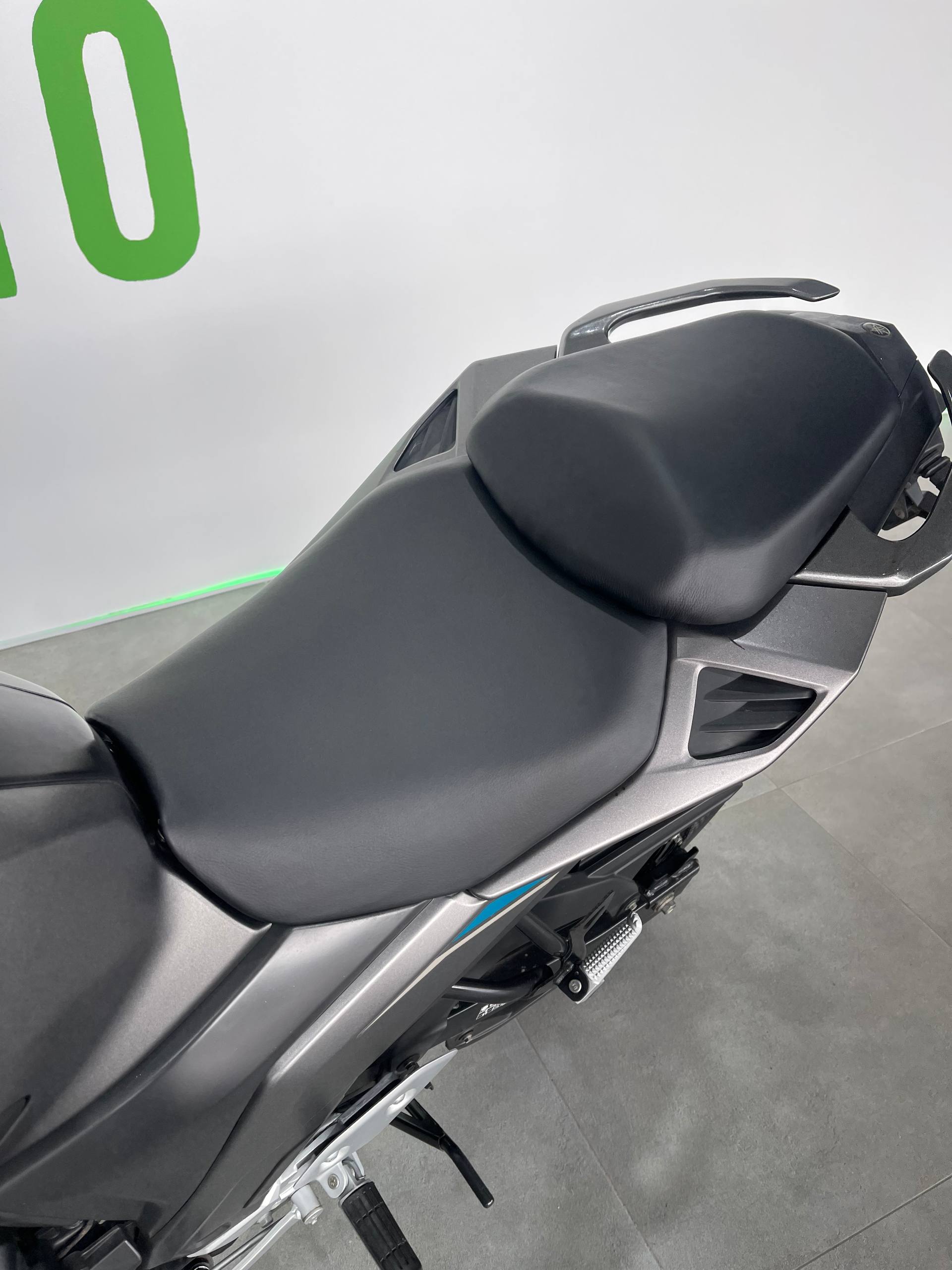 Yamaha FZ25 