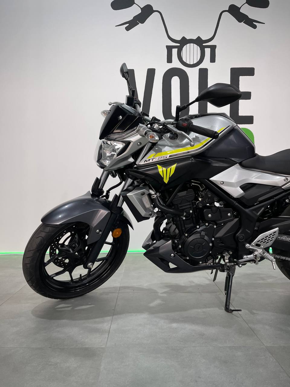 Yamaha MT-25