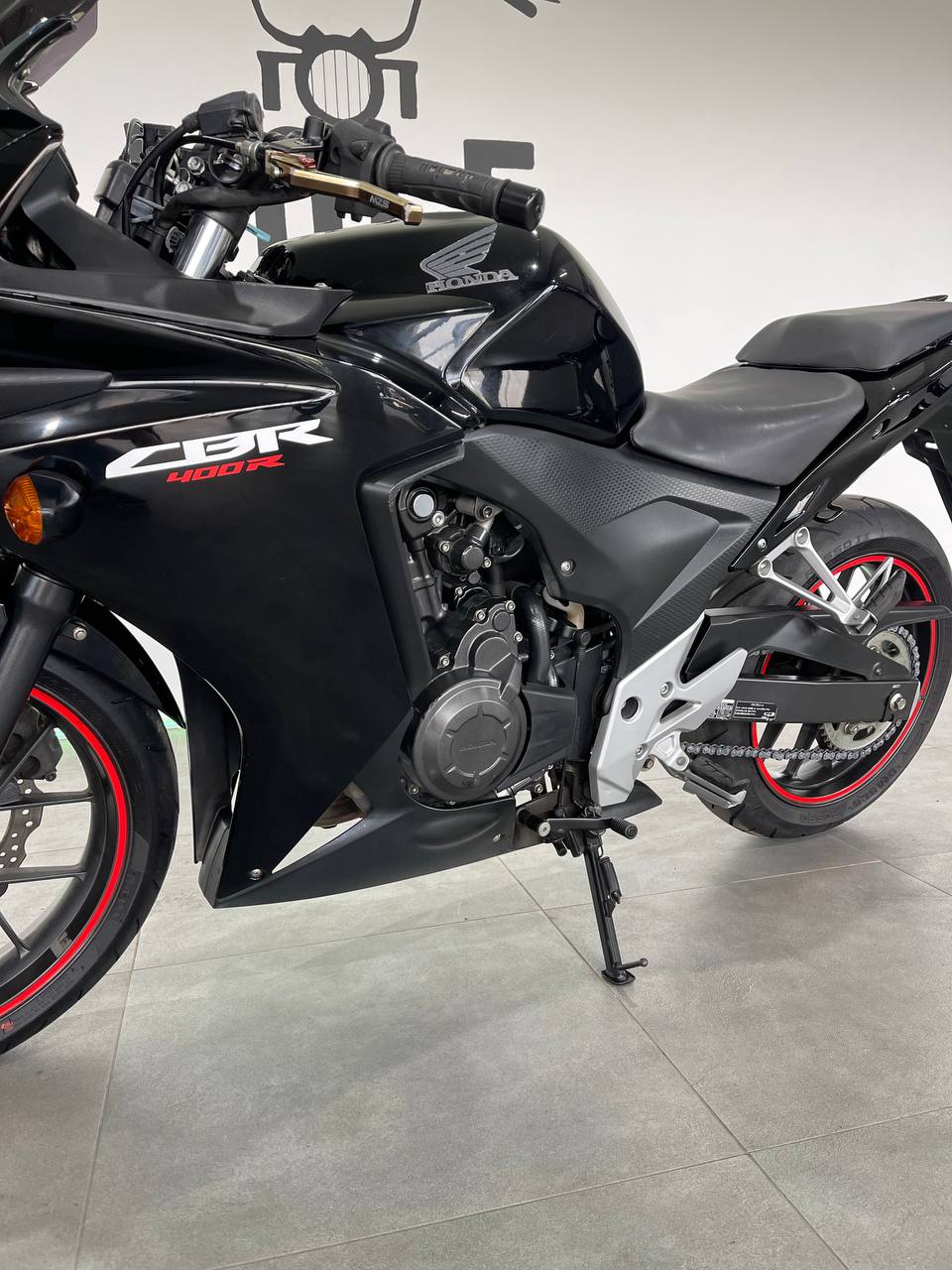 Honda CBR400R