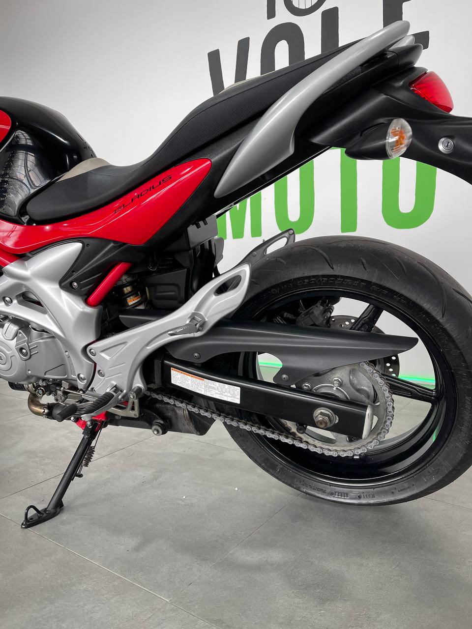Suzuki Gledius 650
