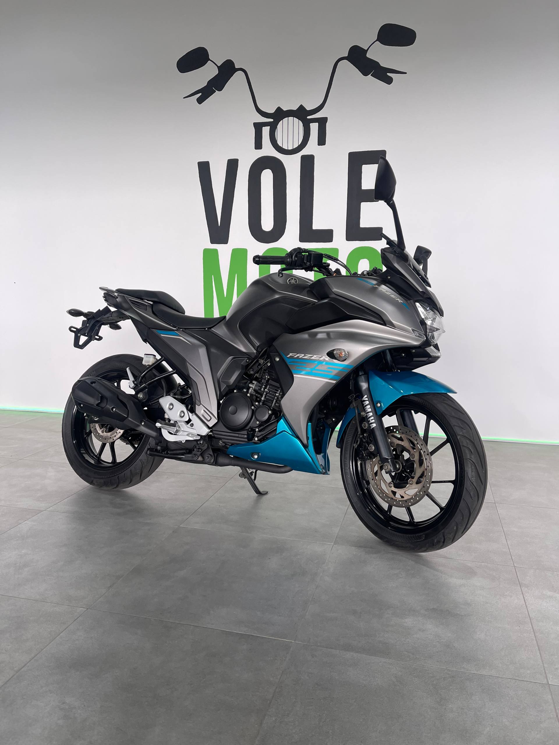 Yamaha FZ25 