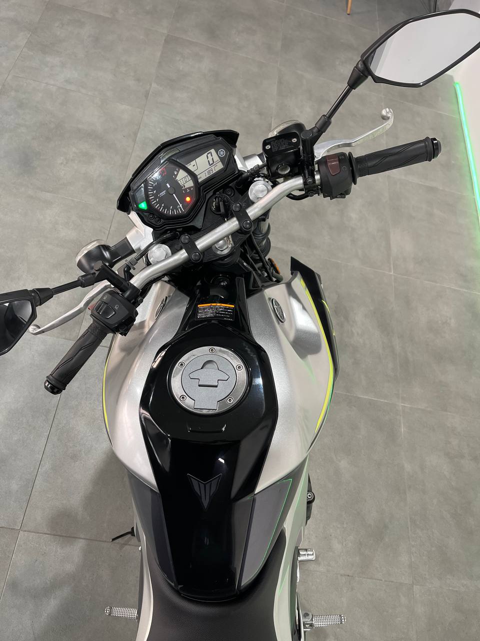 Yamaha MT-25