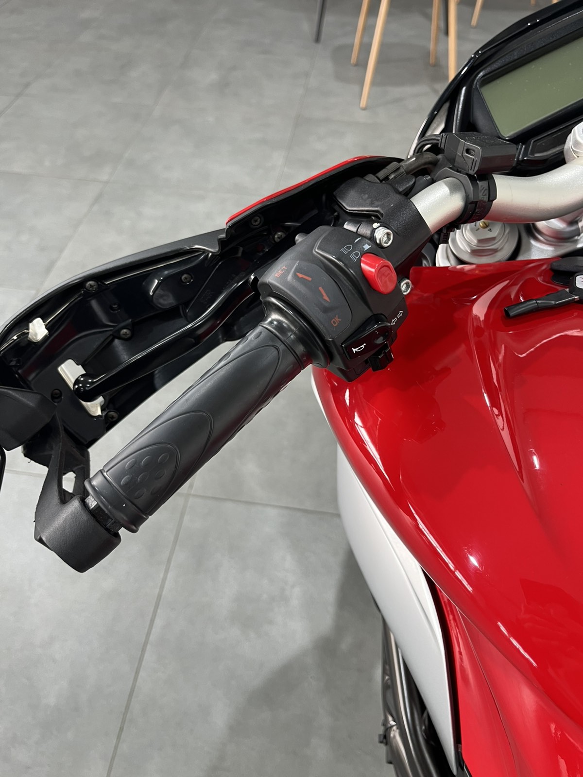 MV Agusta Rivale 800