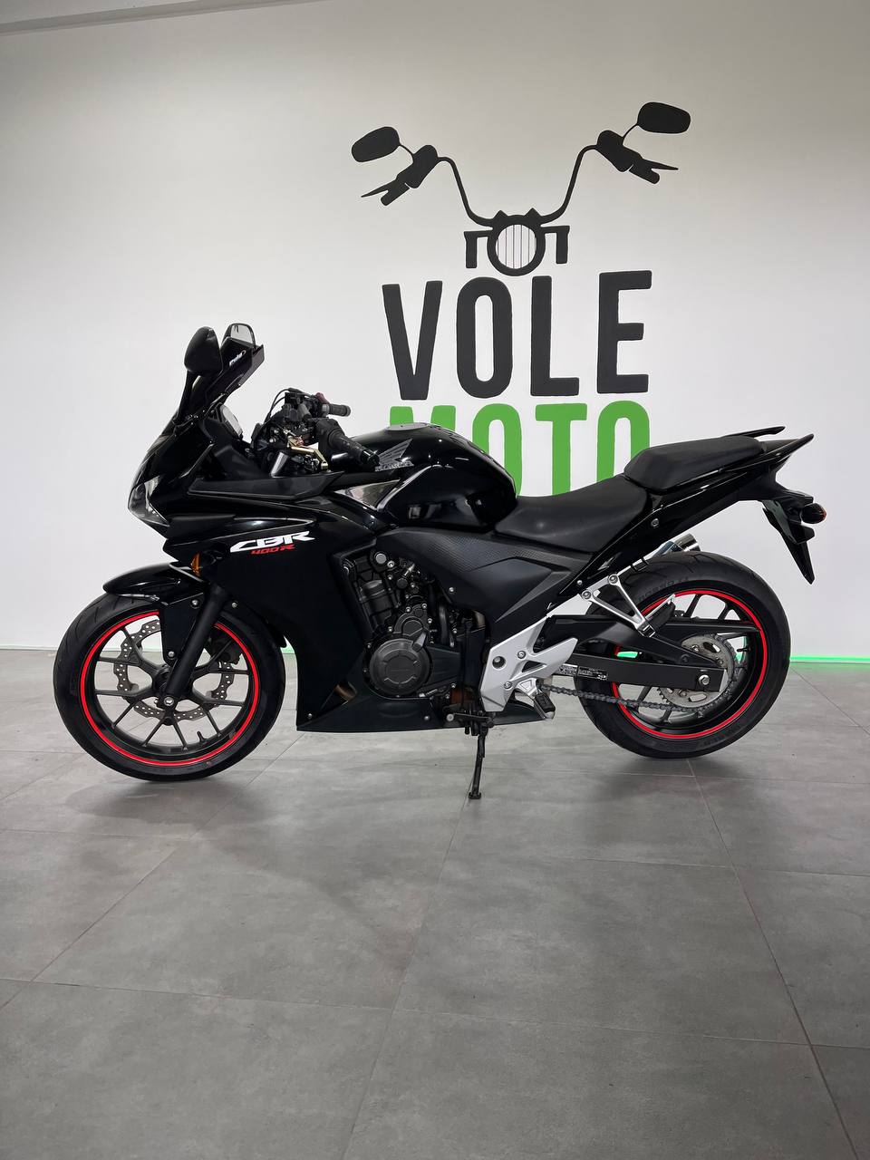 Honda CBR400R