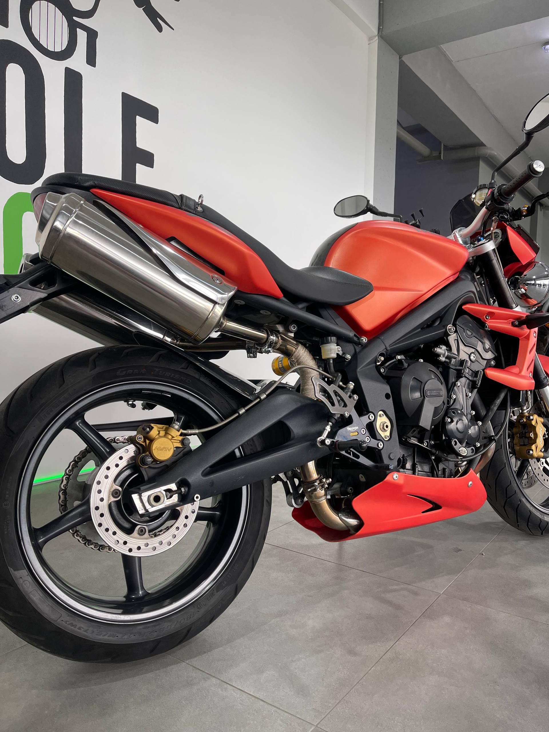 Triumph Street Triple R 