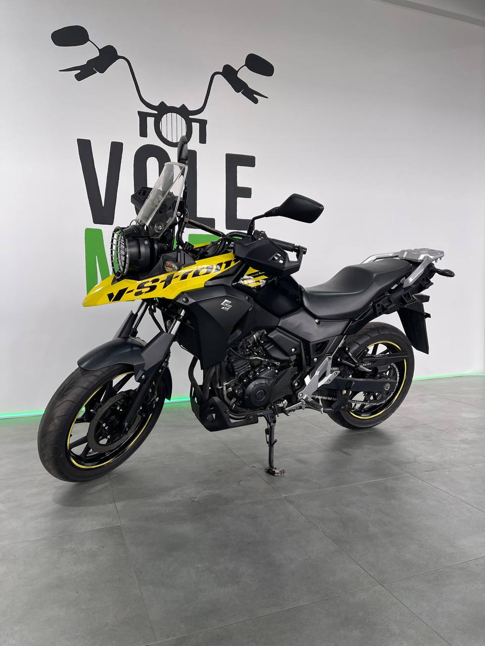 Suzuki V-Strom 250 