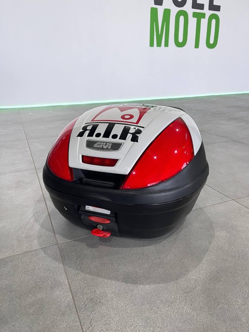 Кофр Givi E370 37л 