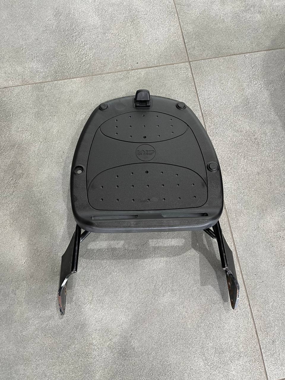 Кофр Givi E450N Simply 47л