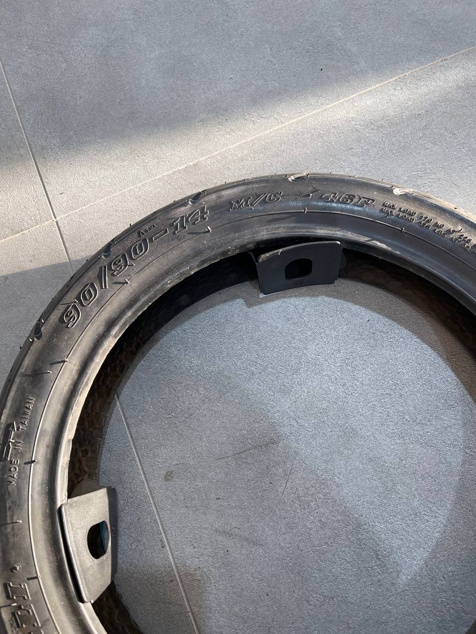 Шина Tubeless UNILLI