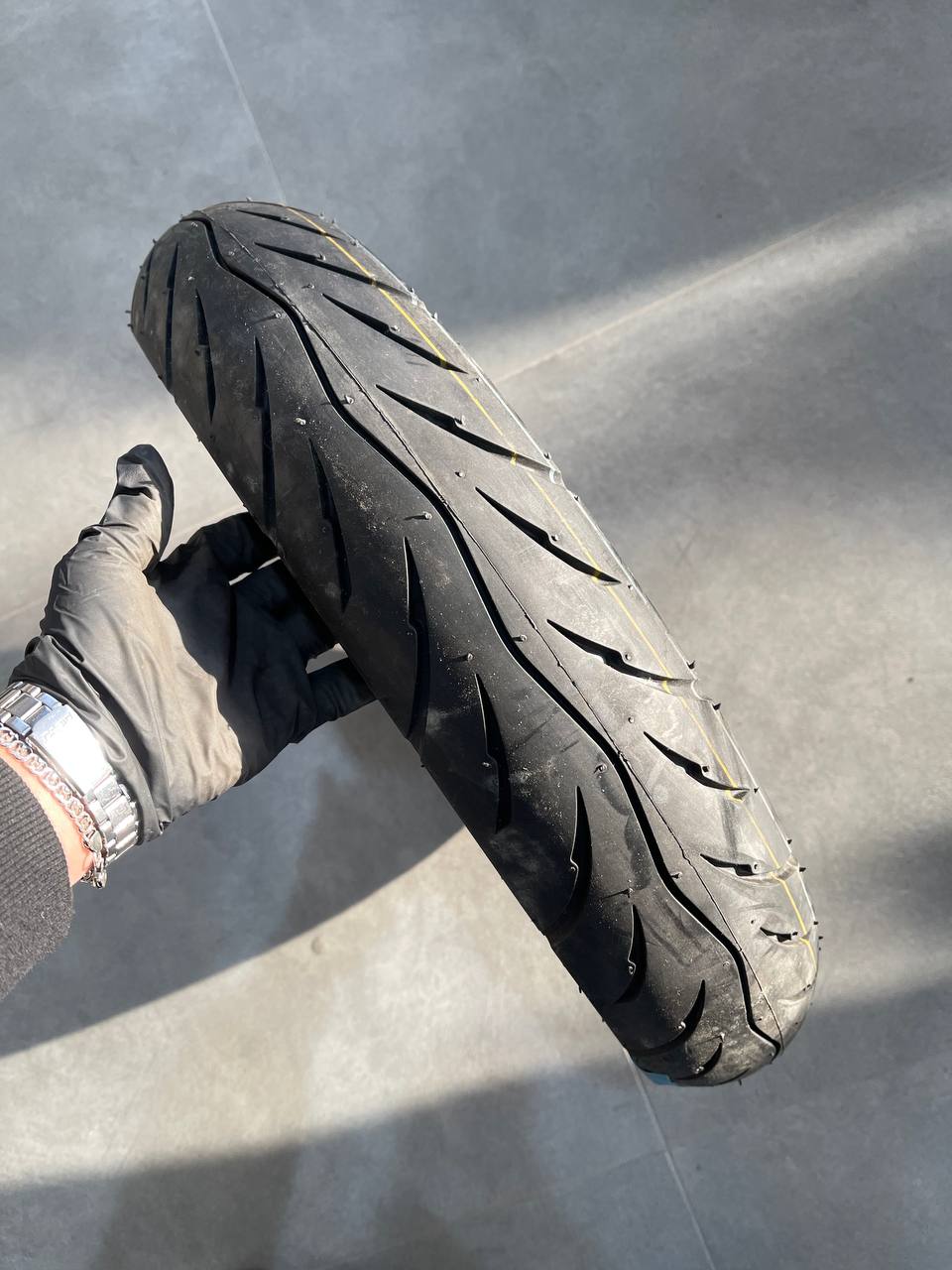 Шина Tubeless UNILLI
