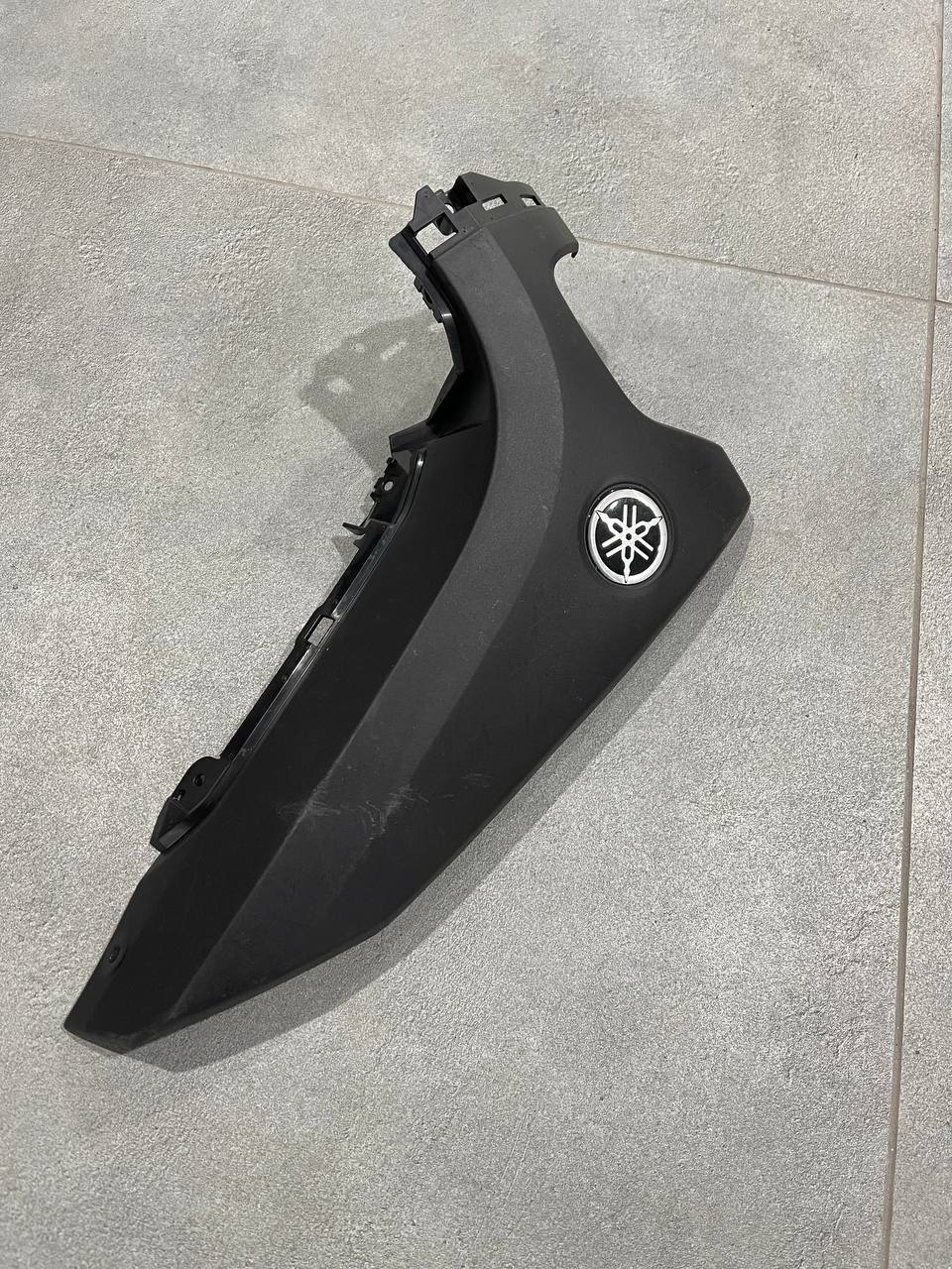 Лівий обтікач Yamaha N-Max 125-155 2021-2024