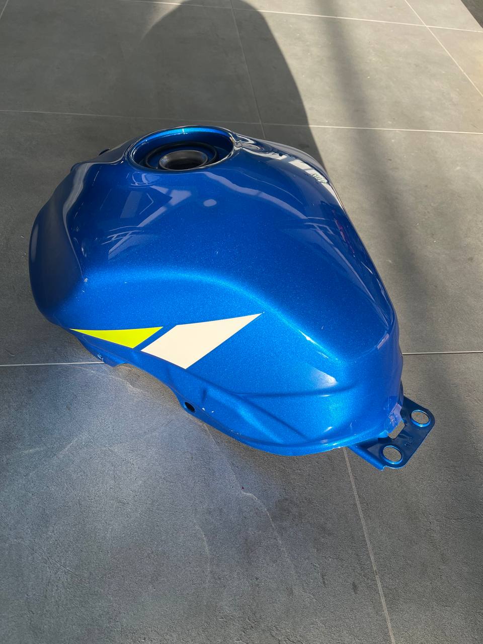 Паливний бак Suzuki GSX250R