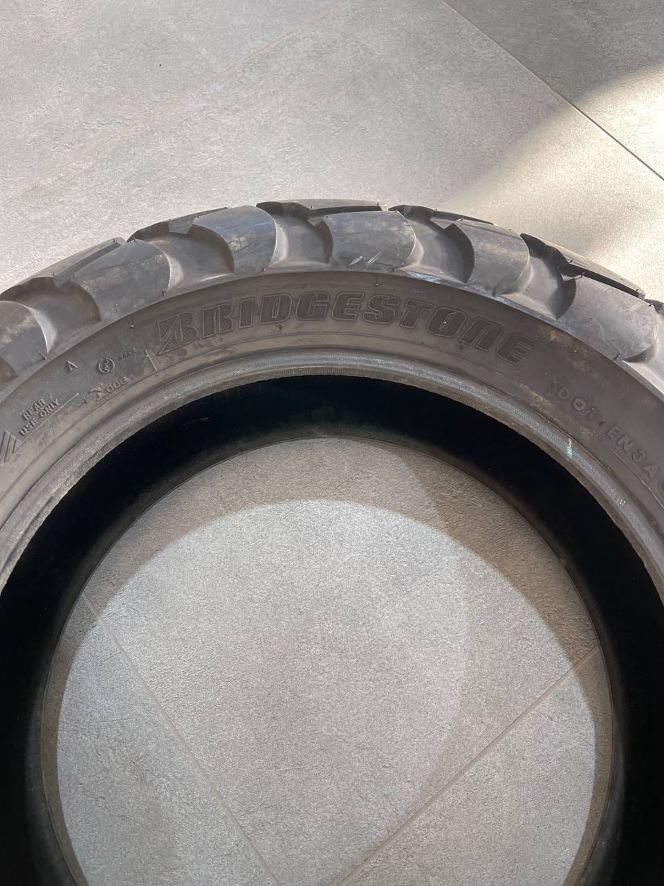Шина Bridgestone TW-204