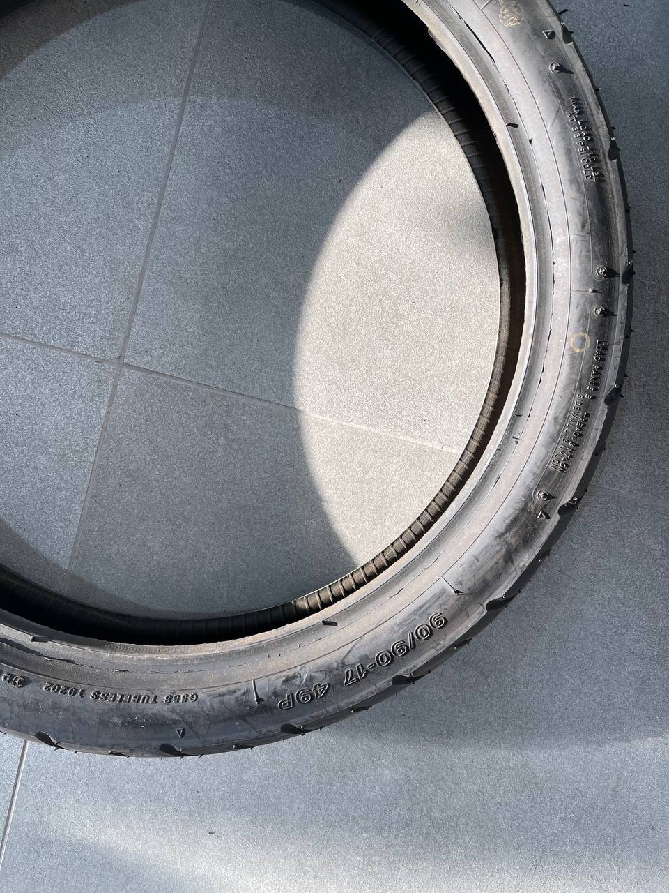 Шина Bridgestone EXEDRA G558
