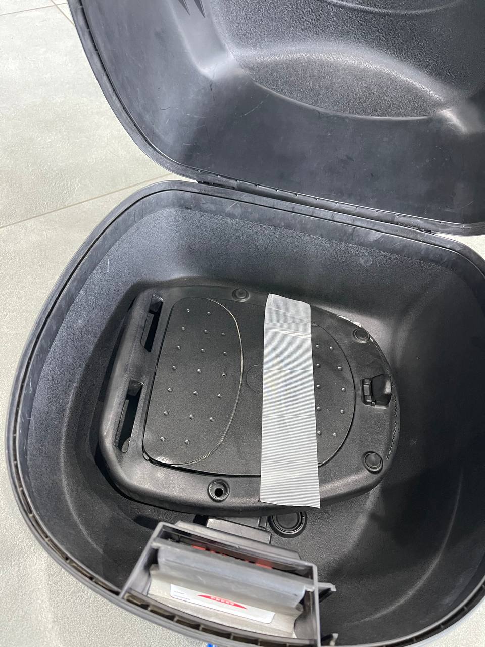 Кофр Givi E260  26л 