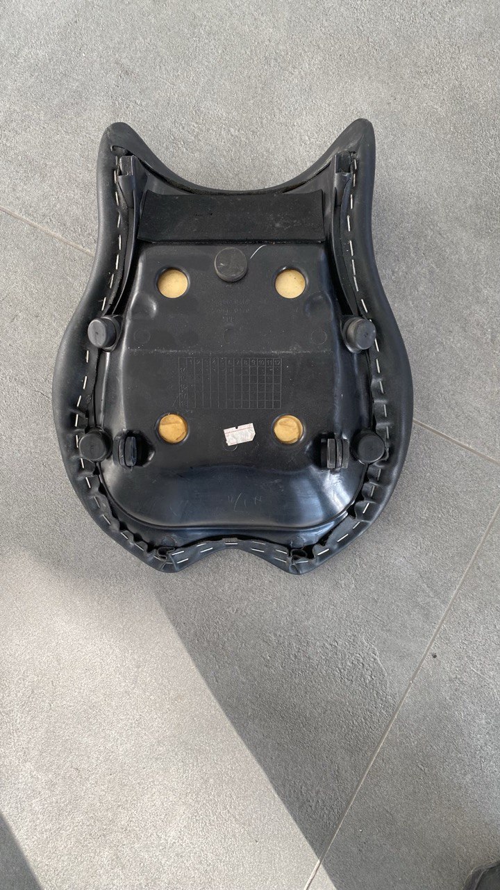 Сидіння водія Kawasaki 125