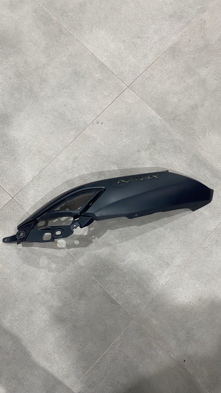 Права бічна кришка Yamaha 125-155 2021-2022