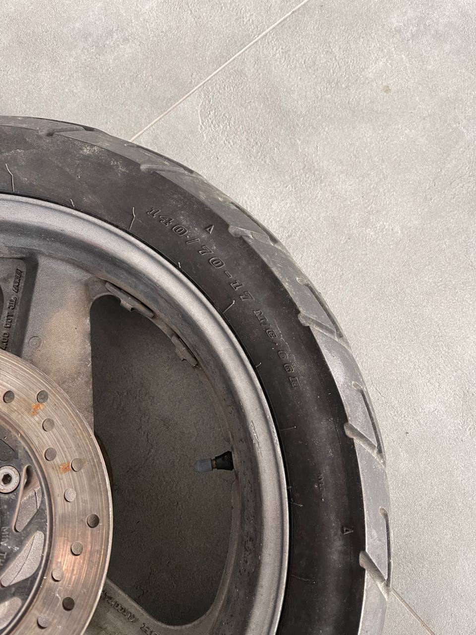 Колесо (задне) в зборі Dunlop K505F з диском Honda CB400SF