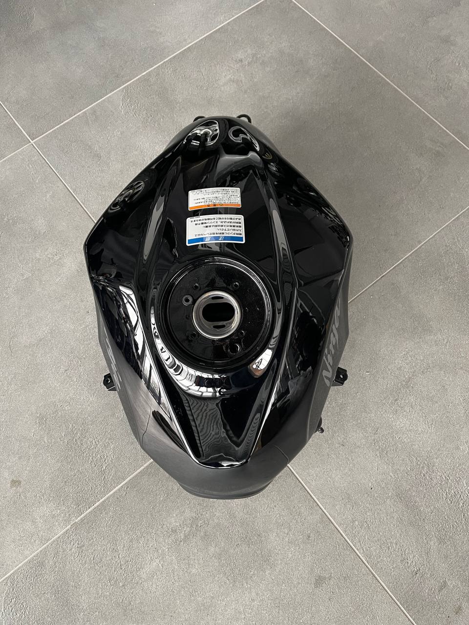 Паливний бак Kawasaki Ninja 400