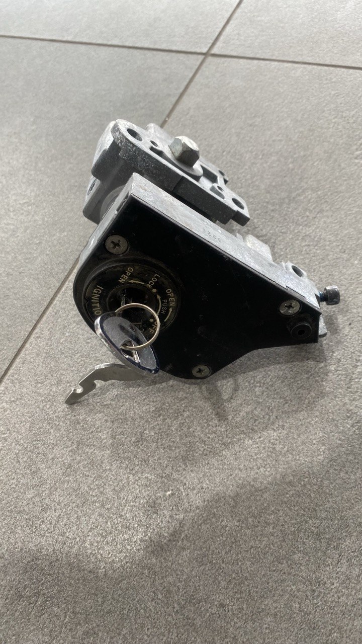 Замок запалювання Yamaha Jog SA16 36 39 J