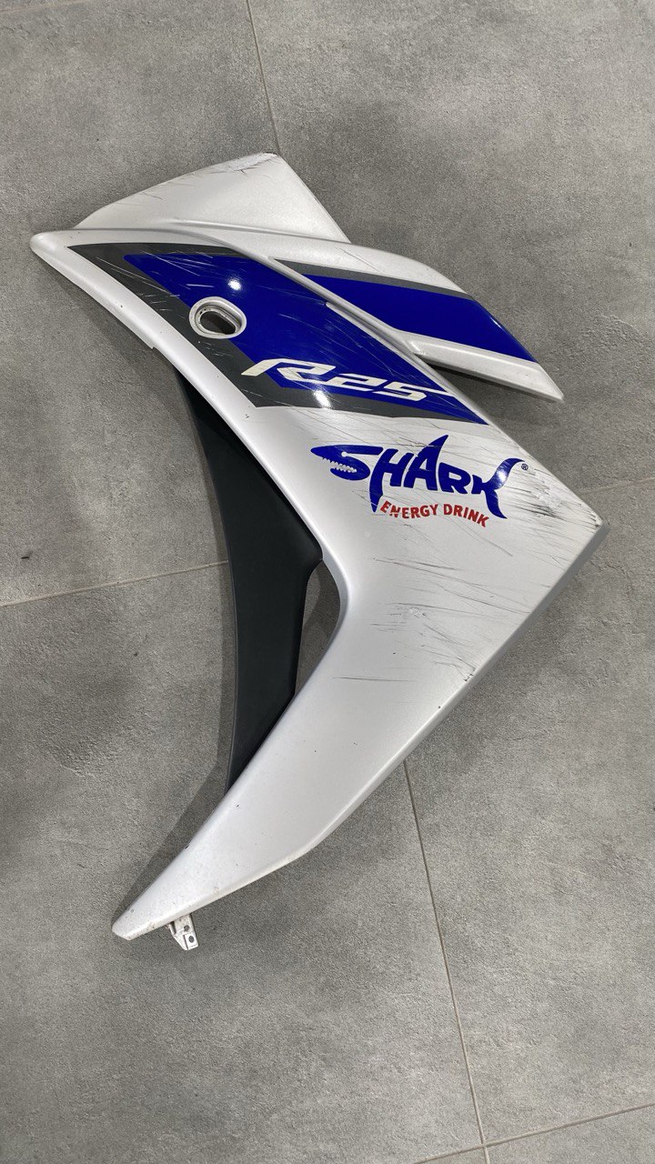 Обтічник лівий Yamaha R3 2014-2016