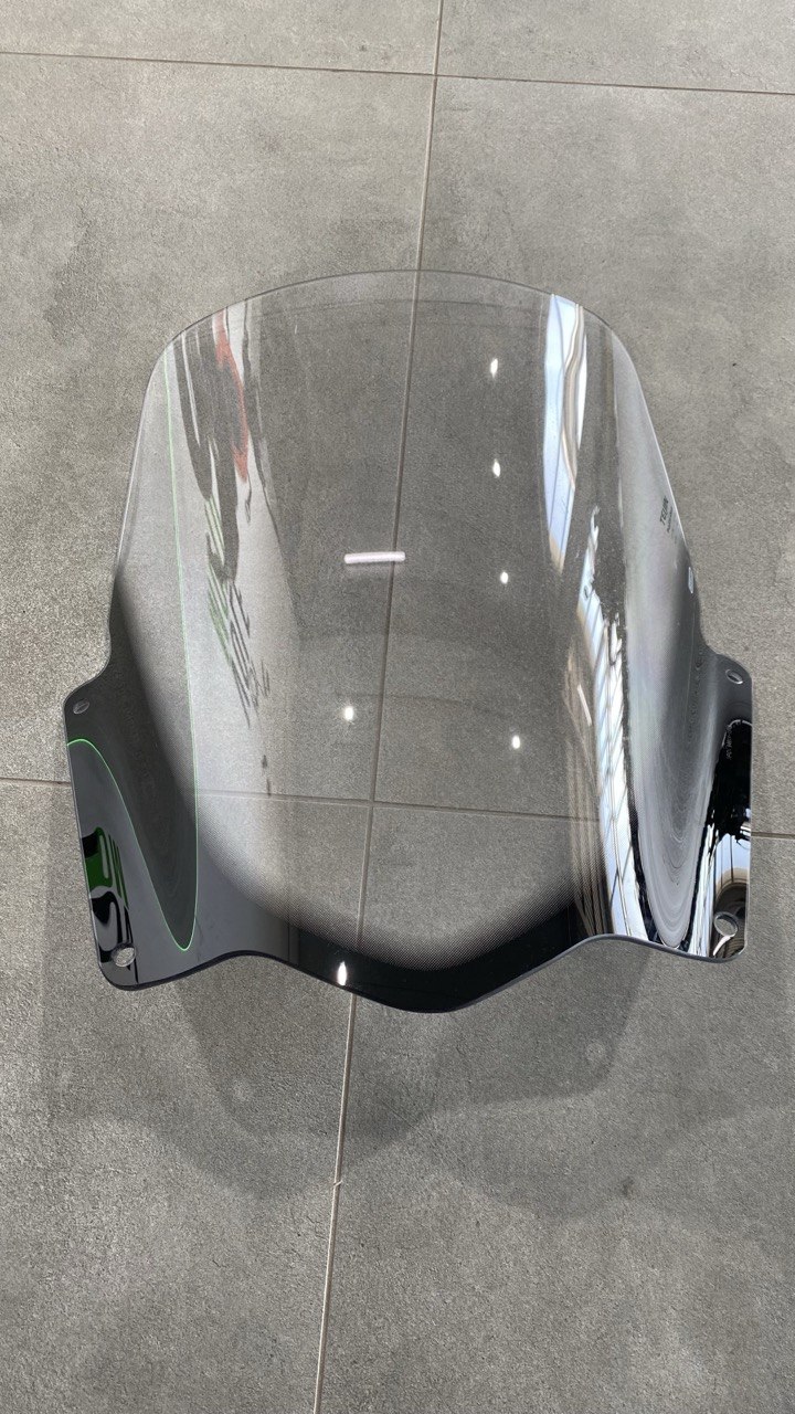 Вітрове скло Suzuki Burgman 400 