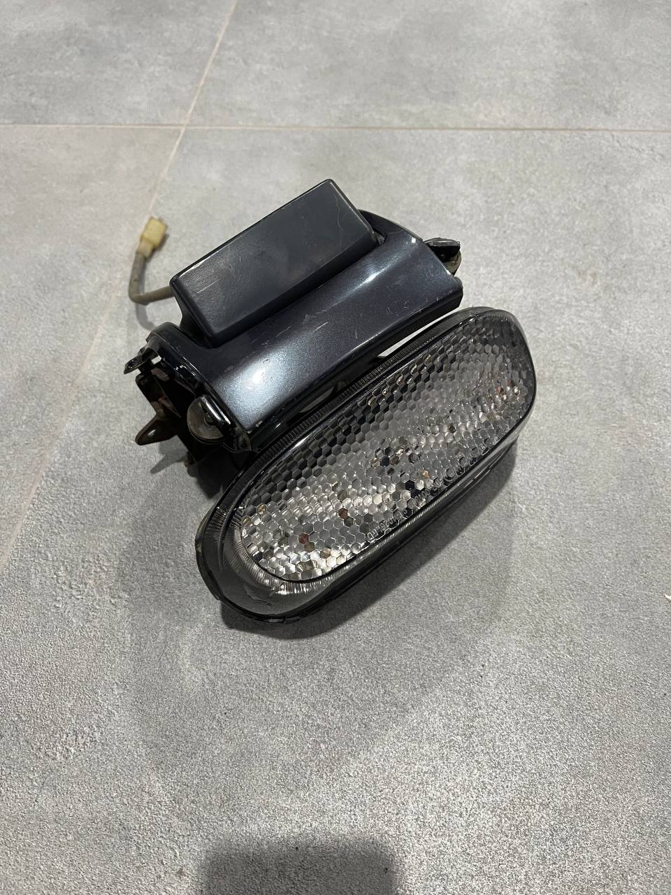 Стоп сигнал з кріпленням прозорий Kawasaki ZZR1100 1993-2001 ZZR600